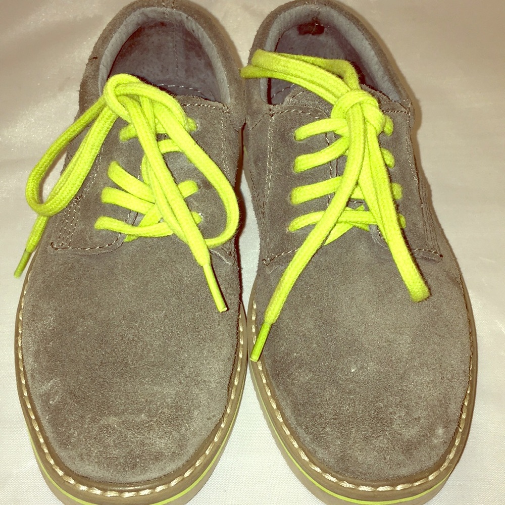 Childs Tucker and Tate (Nordstom) boys shoes sz 7